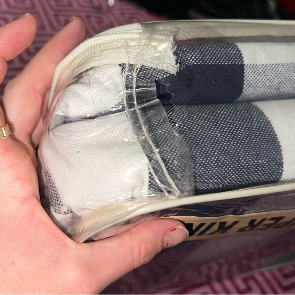 CAMILLE   Duvet Set Navy And White / Super King - Picture 11 of 17